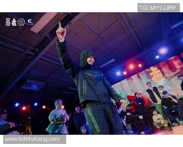 街舞专题:聚焦武汉街舞队的灵活性